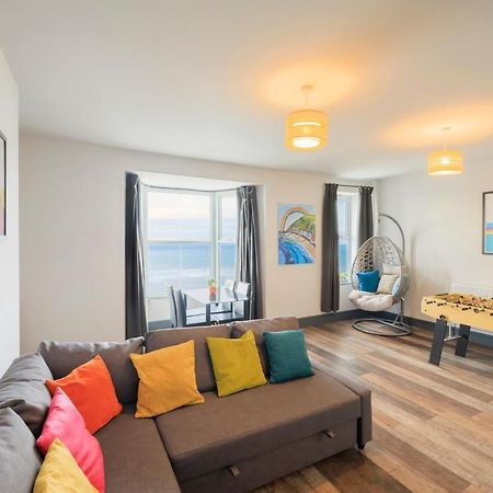 Seafront Apartment With Balcony, Parking And Sea Views آبيريستويث المظهر الخارجي الصورة