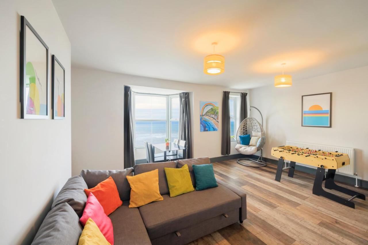 Seafront Apartment With Balcony, Parking And Sea Views آبيريستويث المظهر الخارجي الصورة