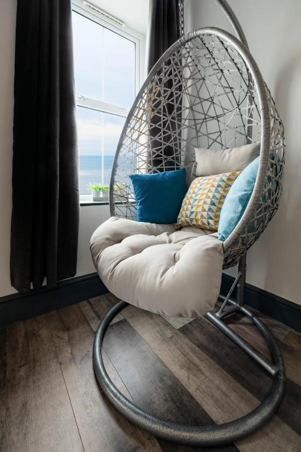 Seafront Apartment With Balcony, Parking And Sea Views آبيريستويث المظهر الخارجي الصورة